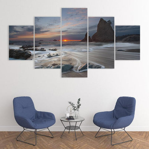 Image of Beautiful Sea Waves