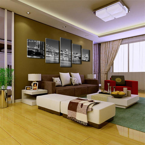 Image of Brooklyn Bridge at Night