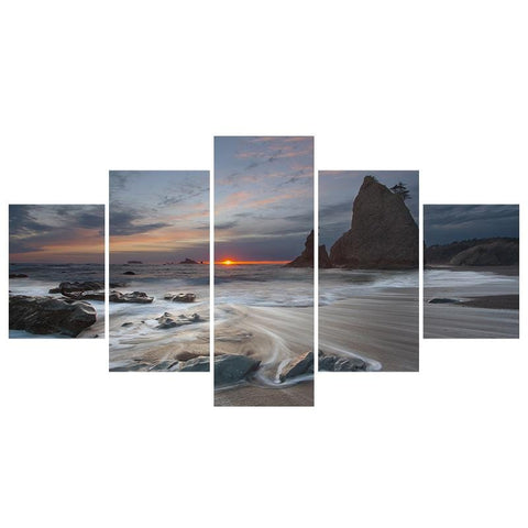 Image of Beautiful Sea Waves