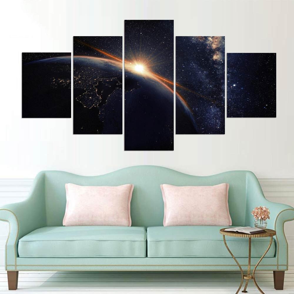 Outline of the Earth