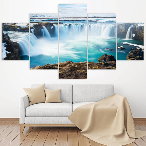 Image of Godafoss Waterfall